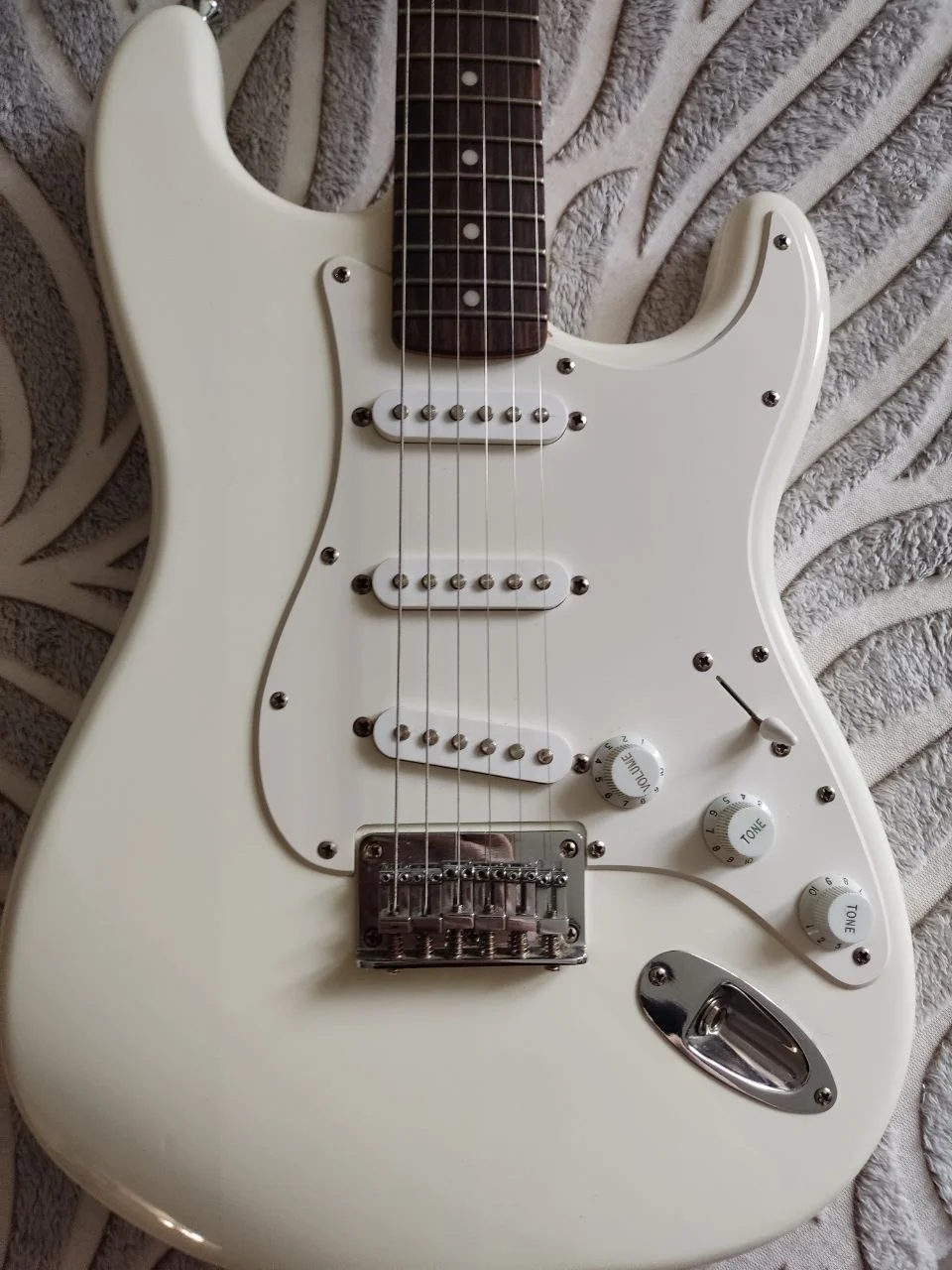 Fender Squier Bullet Stratocaster, Индонезия - миниатюра 3