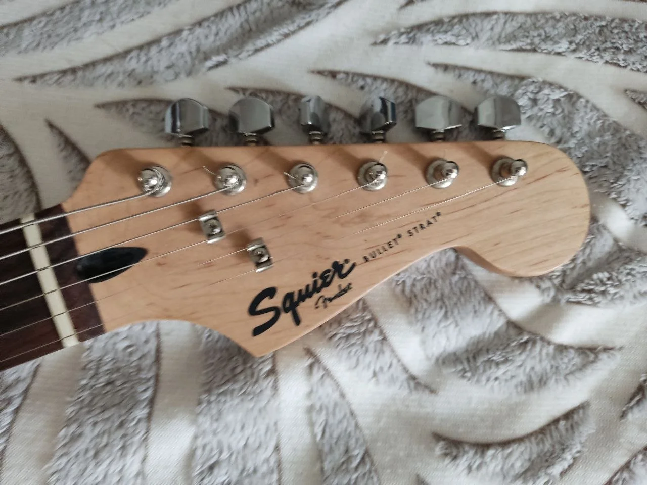 Fender Squier Bullet Stratocaster, Индонезия - миниатюра 4