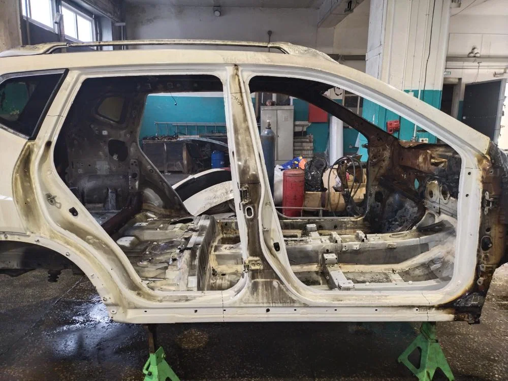 Стойка центральная правая Nissan X-Trail III (2013—2019) - изображение 1