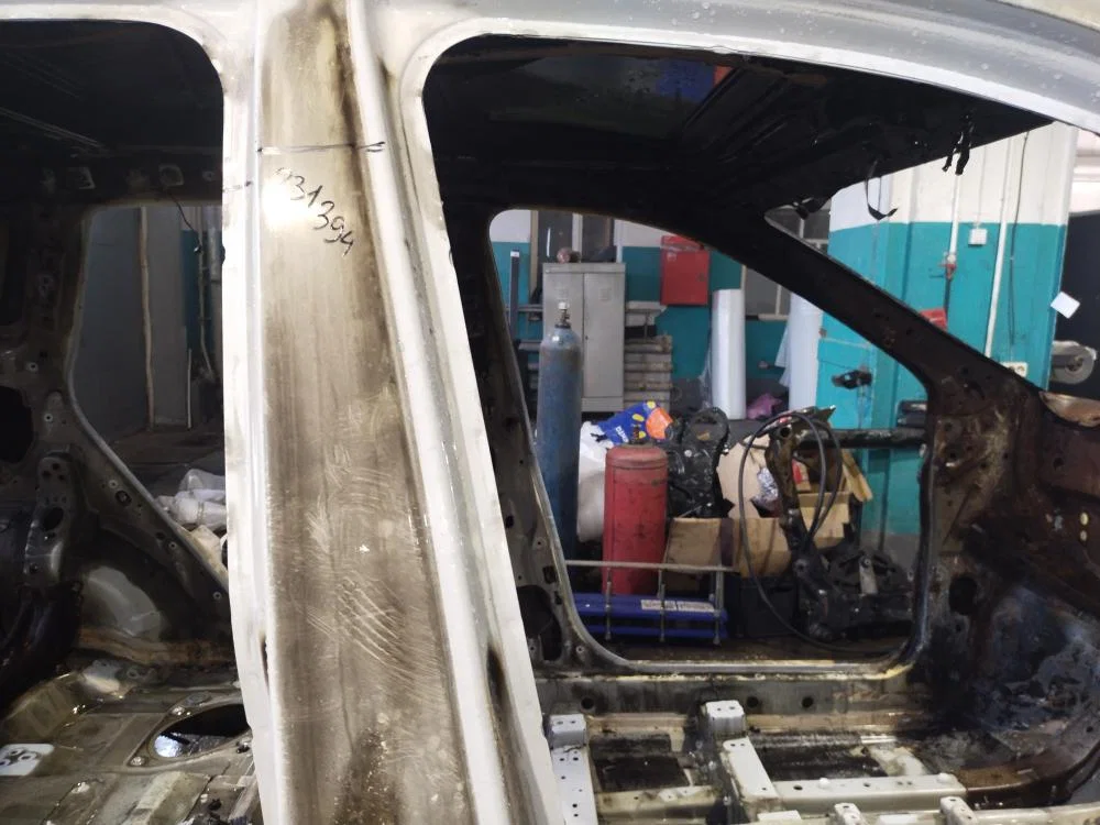 Стойка центральная правая Nissan X-Trail III (2013—2019) - миниатюра 2