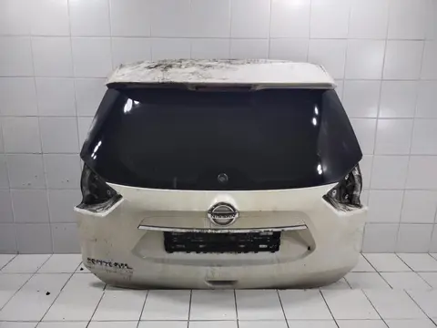 Дверь багажника со стеклом Nissan X-Trail III рестайлинг (2017—2026)