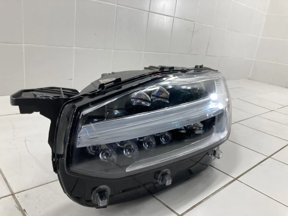 Фара левая Volvo XC90 II (2014—2019) - миниатюра 6