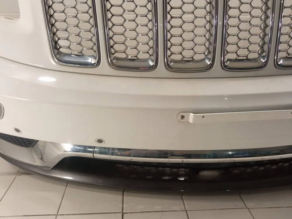 Бампер передний Jeep Grand Cherokee WK2 рестайлинг (2013—2023) - миниатюра 7