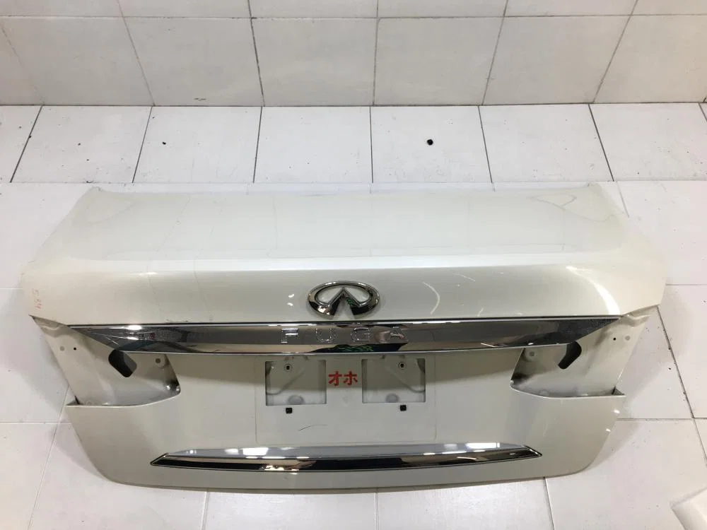 Крышка багажника Infiniti Q70 I рестайлинг (2015—2019) - миниатюра 2