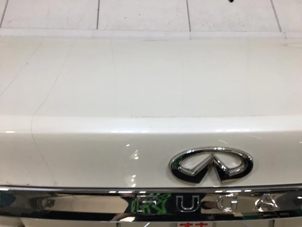 Крышка багажника Infiniti Q70 I рестайлинг (2015—2019) - миниатюра 9