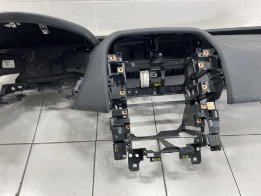 Торпедо Jaguar XE I (2015—2019) - миниатюра 6