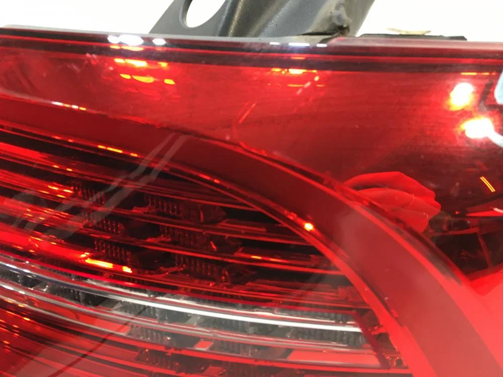 Фонарь задний наружный правый Volkswagen Passat B8 (2014—2020) - миниатюра 7