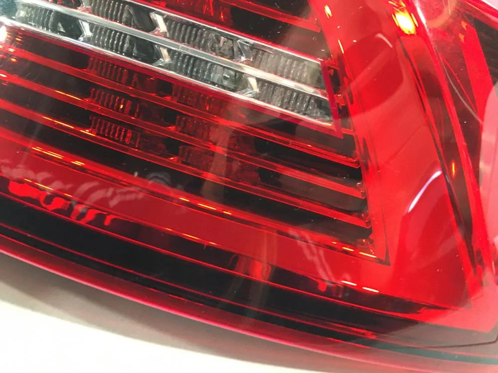 Фонарь задний наружный правый Volkswagen Passat B8 (2014—2020) - миниатюра 9