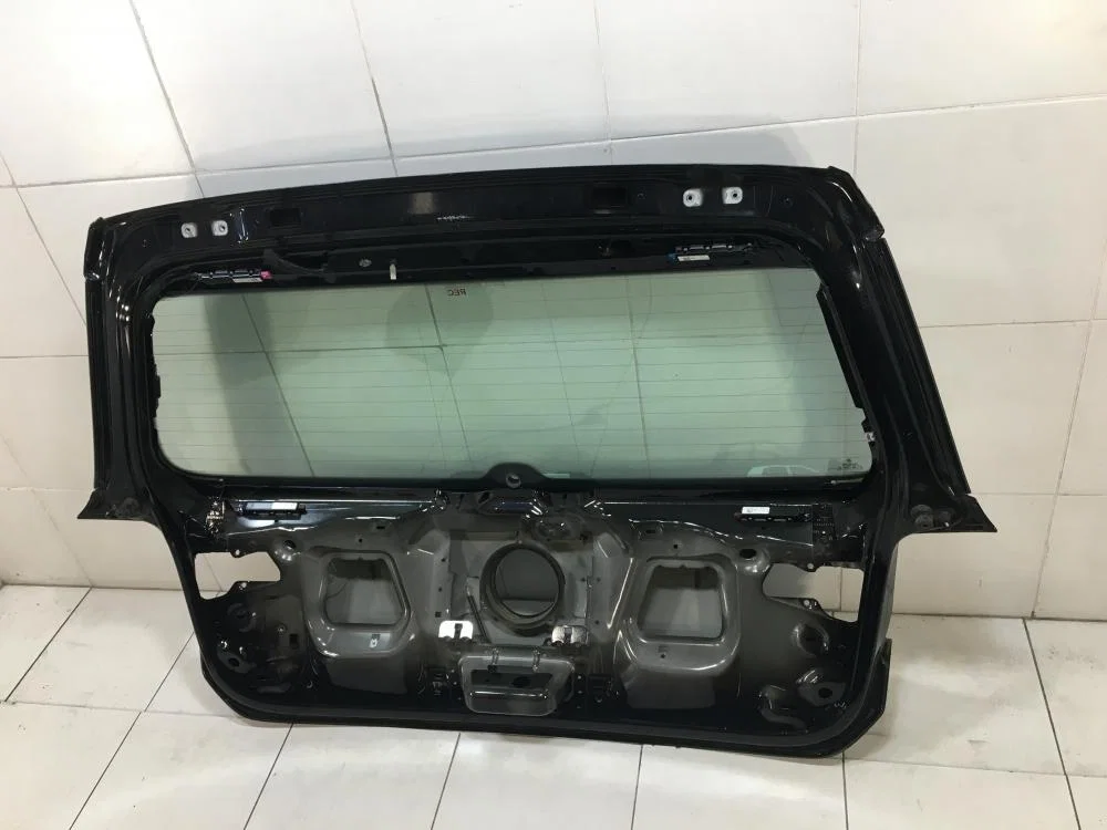 Дверь багажника со стеклом Volkswagen Golf Mk7 (2012—2017) - миниатюра 2