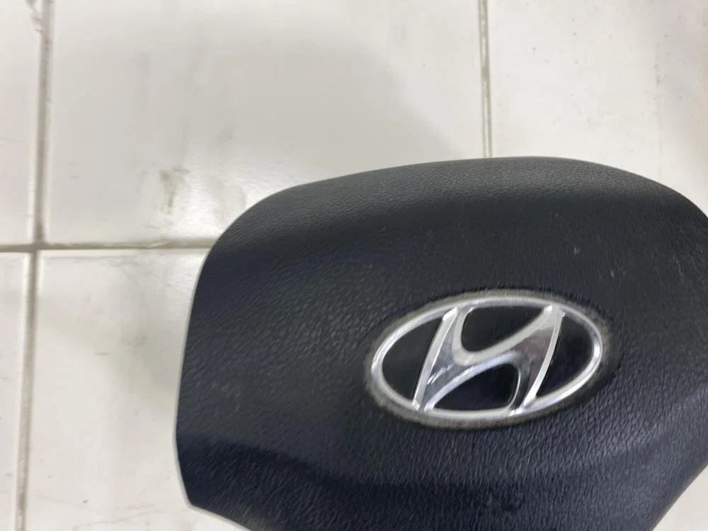 Подушка безопасности в рулевое колесо Hyundai Elantra VI (2015—2019) - миниатюра 3