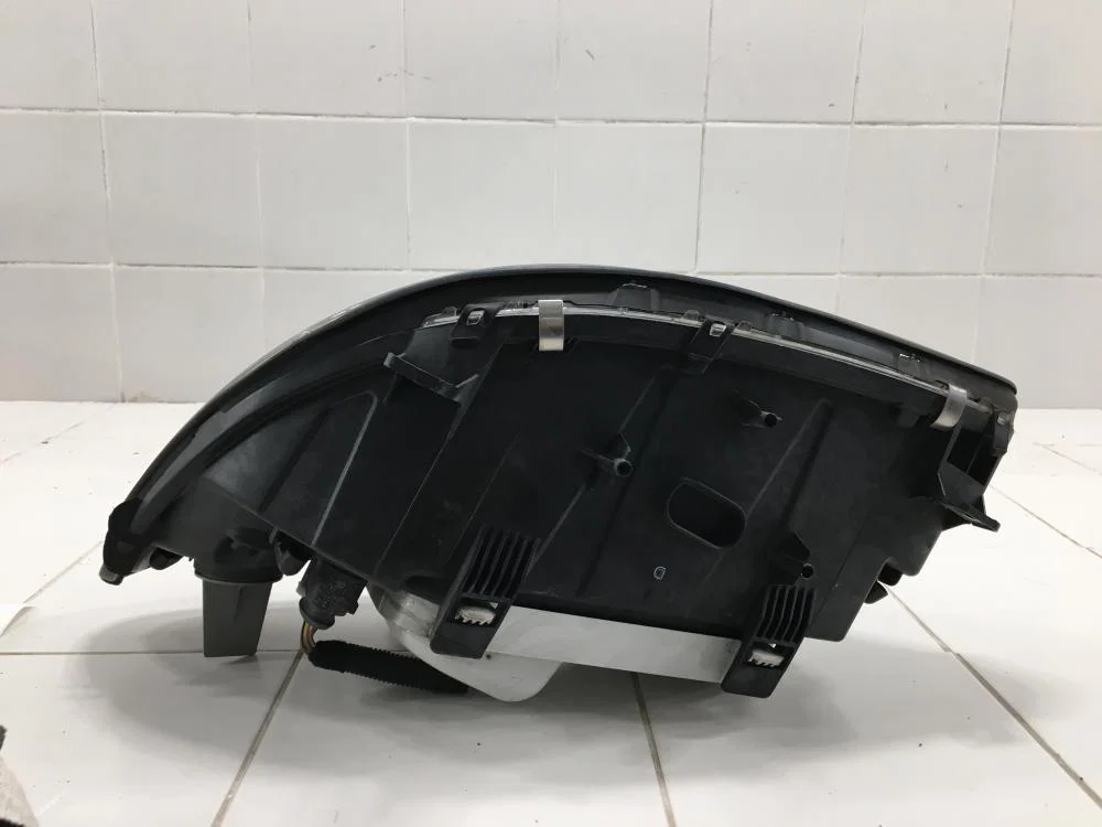 Фара правая Mercedes-Benz V-класс W639 (2003—2014) - миниатюра 5