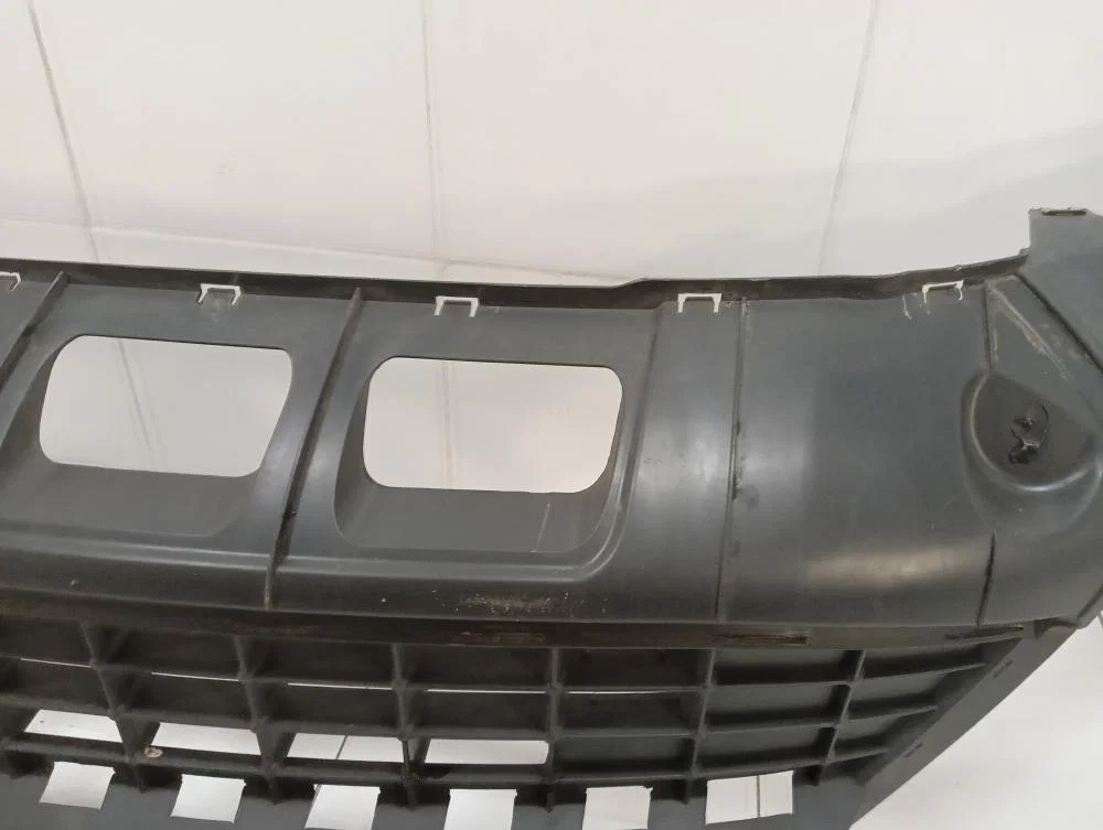 Решетка радиатора Ford Kuga I (2008—2012) - миниатюра 5