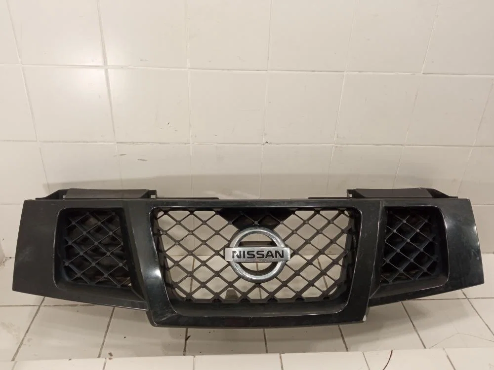 Решетка радиатора Nissan Armada I рестайлинг (2007—2016) - изображение 1