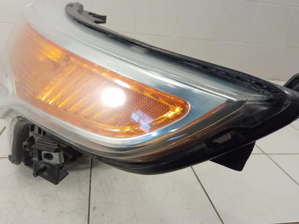 Фара левая Ford Explorer V (2010—2015) - миниатюра 10