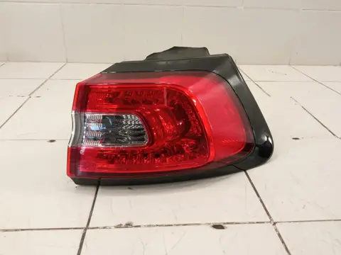 Фонарь задний наружный правый Jeep Cherokee V (2013—2018)