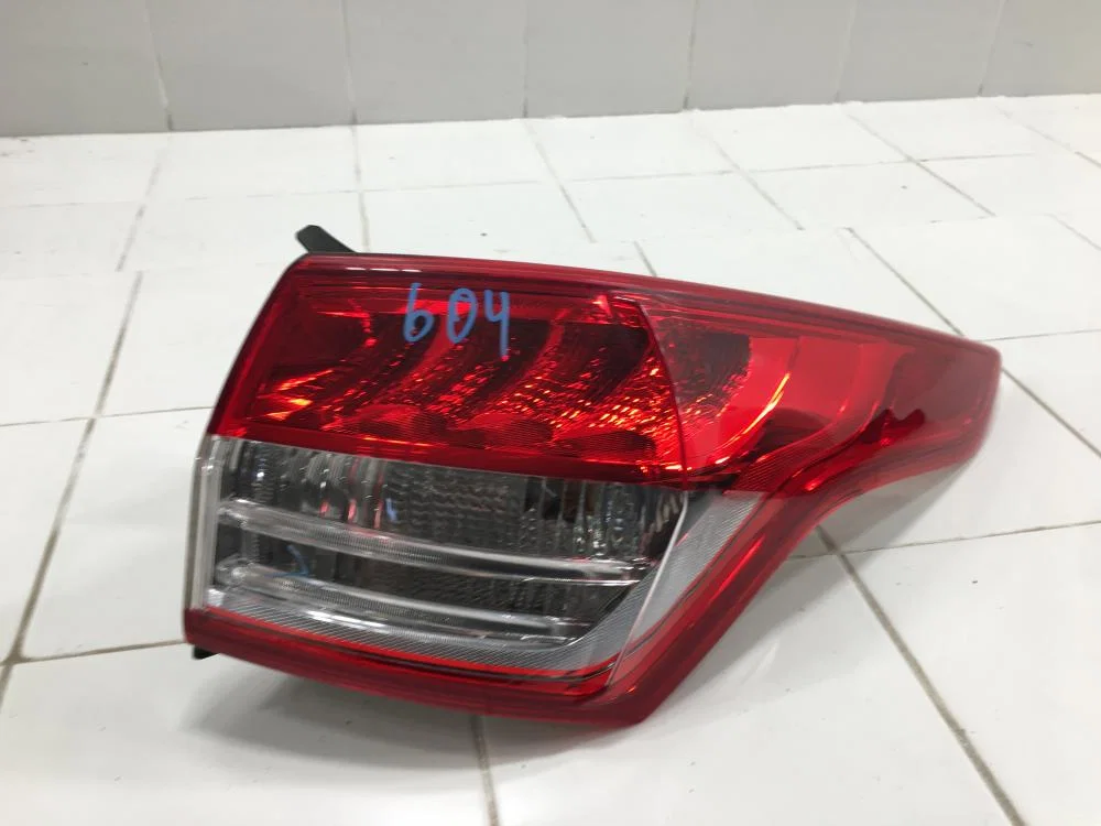 Фонарь задний наружный правый Ford Kuga II (2012—2016)