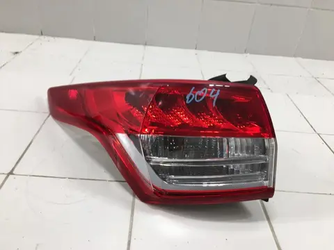 Фонарь задний наружный левый Ford Kuga II (2012—2016)