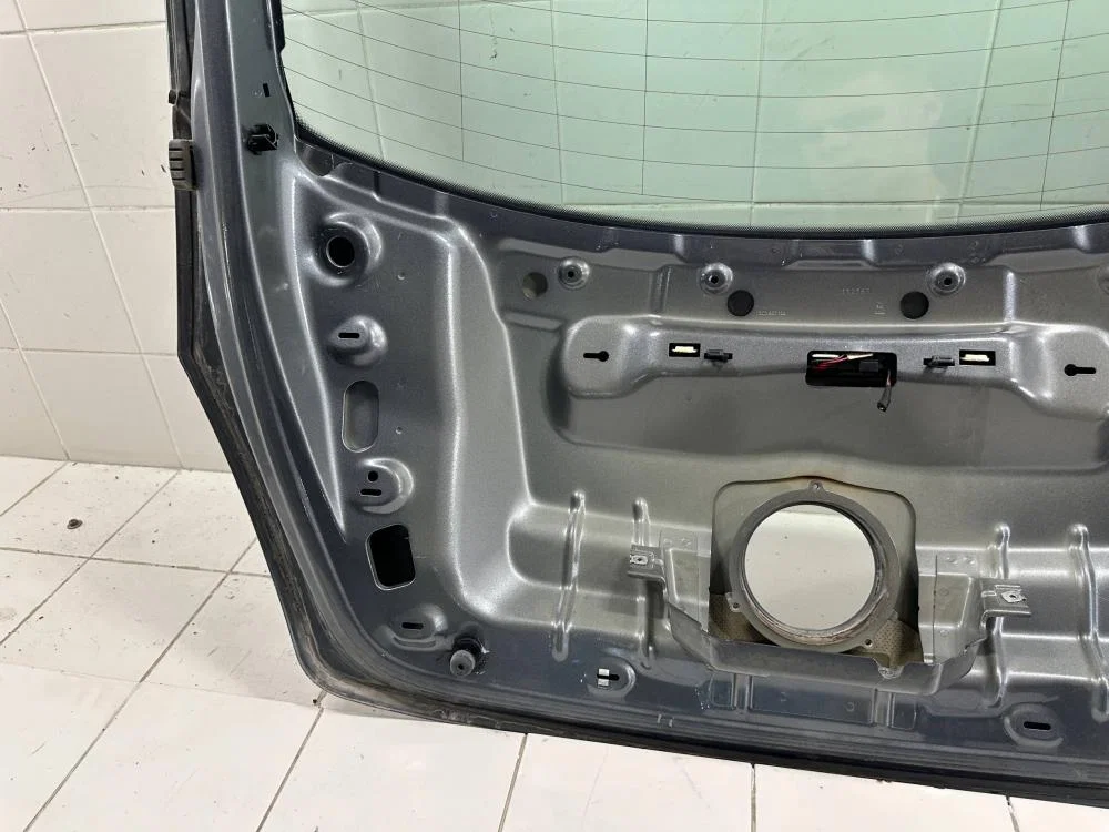 Дверь багажника со стеклом Volkswagen Beetle A5 (2011—2019) - миниатюра 5