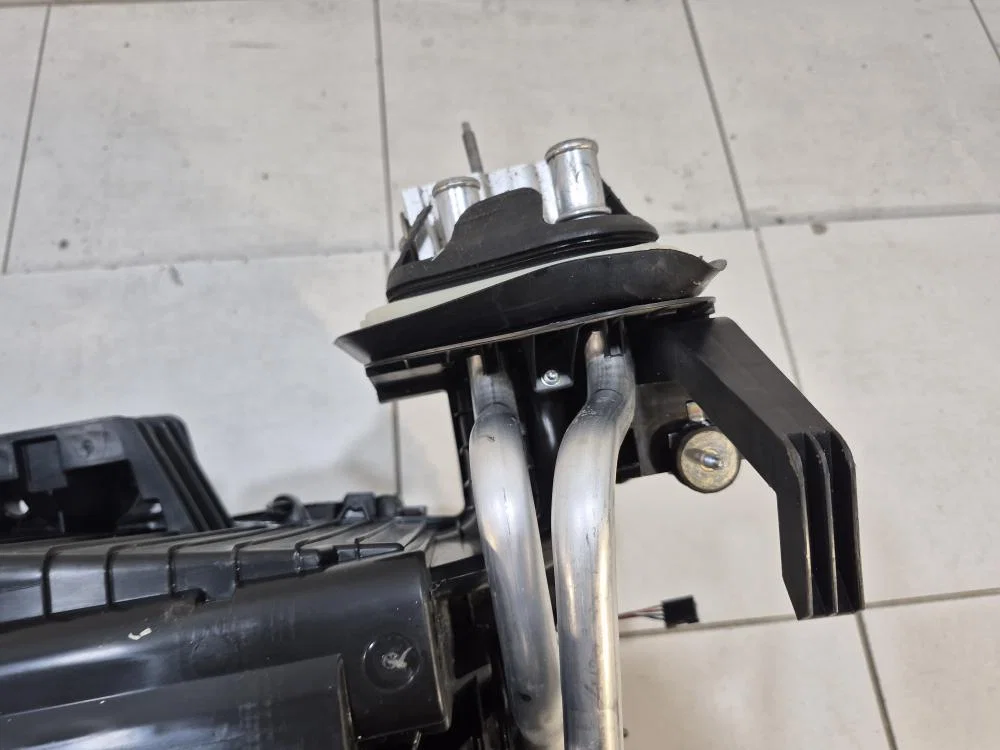 Корпус отопителя BMW X3 F25 (2010—2014) - миниатюра 5