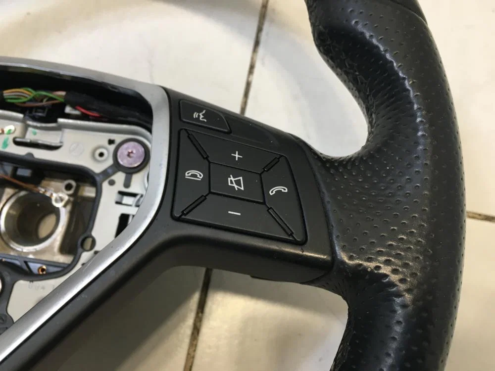 Рулевое колесо Mercedes-Benz E-класс W212/S212/C207/A207 рестайлинг (2013—2016) - миниатюра 8