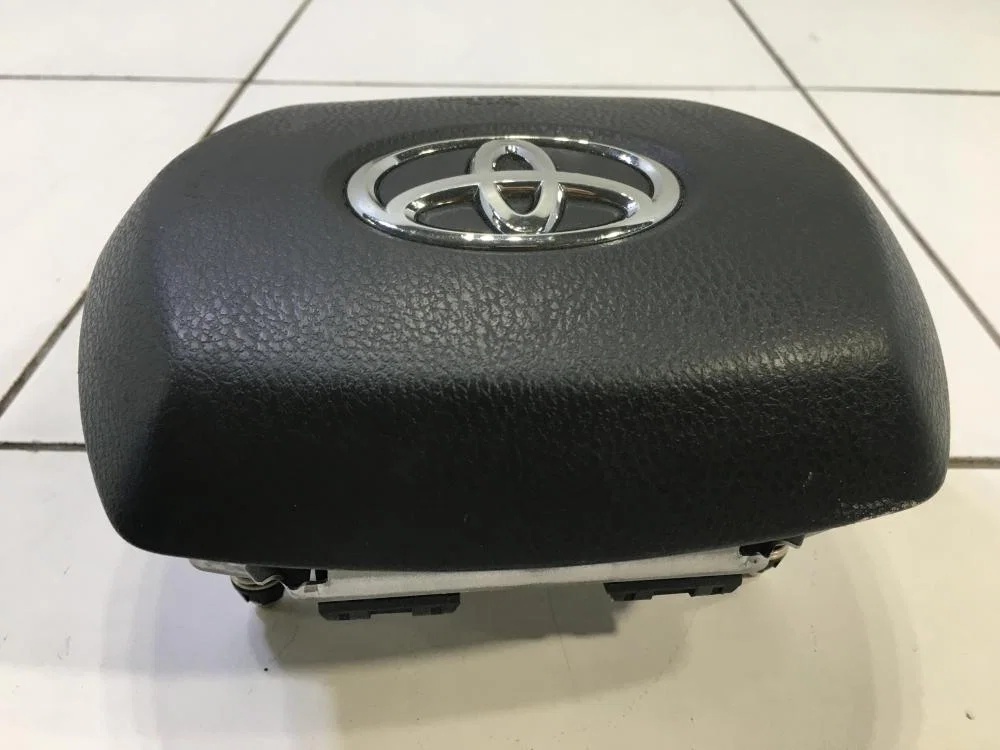 Подушка безопасности в рулевое колесо Toyota Camry XV70 (2017—2021) - миниатюра 5