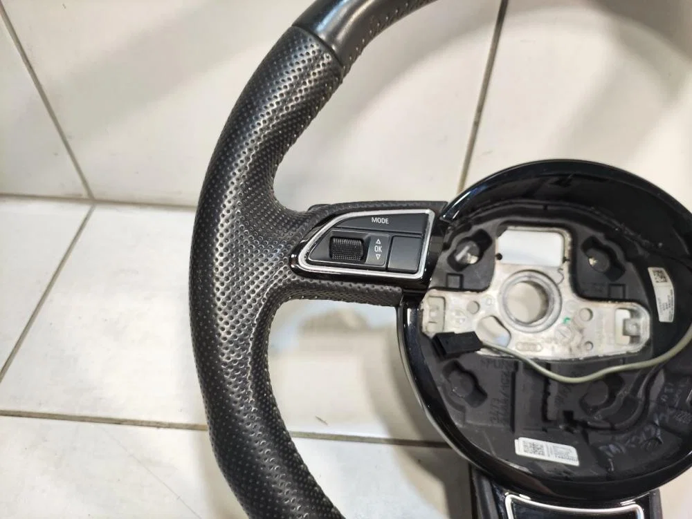 Рулевое колесо Audi A4 B8 рестайлинг (2011—2015) - миниатюра 8