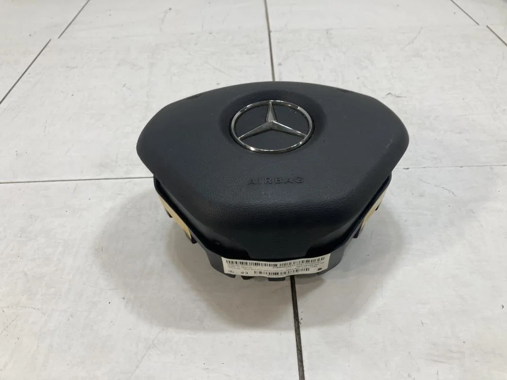 Подушка безопасности в рулевое колесо Mercedes-Benz A-класс W176 (2012—2015) - миниатюра 2