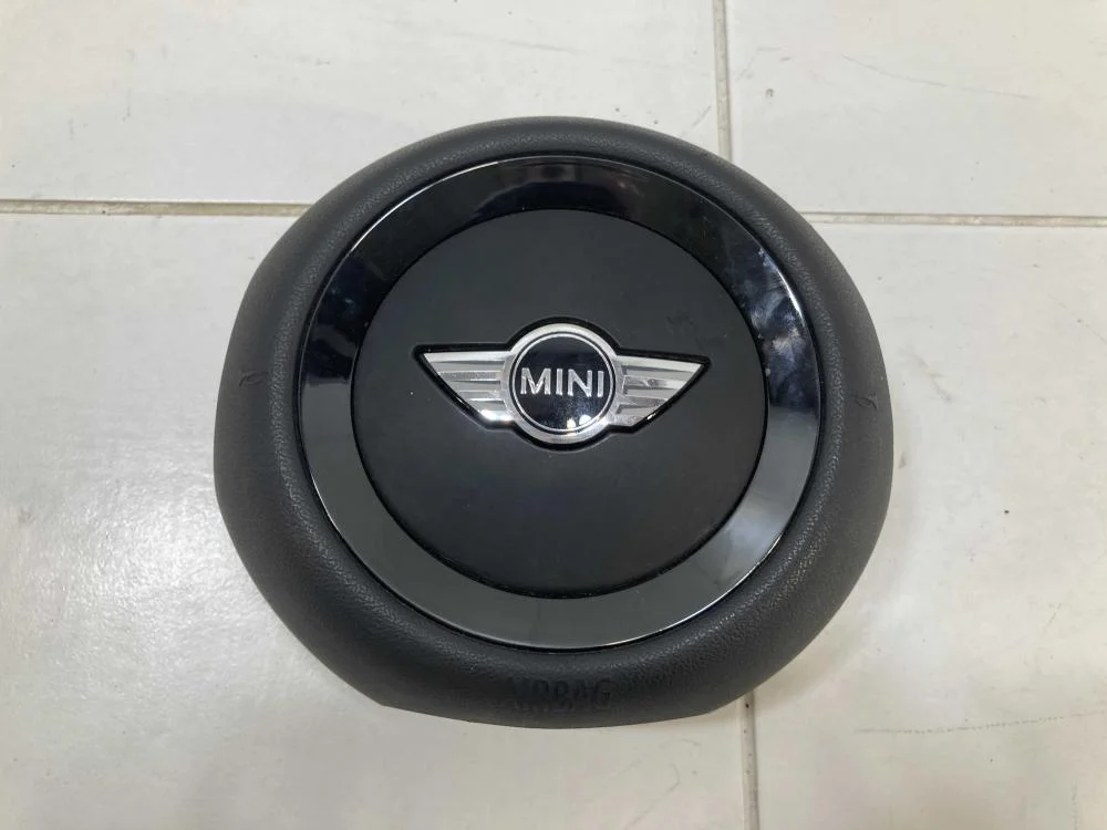 Крышка подушки безопасности в рулевое колесо Mini Cooper S II рестайлинг (2010—2015)