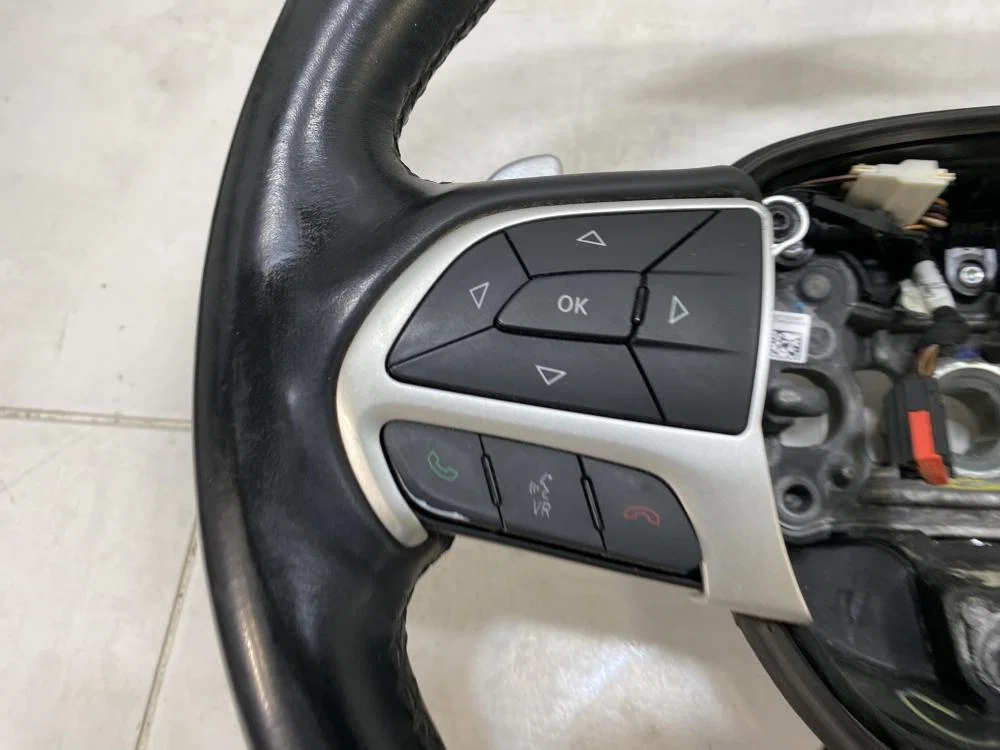 Рулевое колесо Dodge Charger VII рестайлинг (2014—2026) - миниатюра 8
