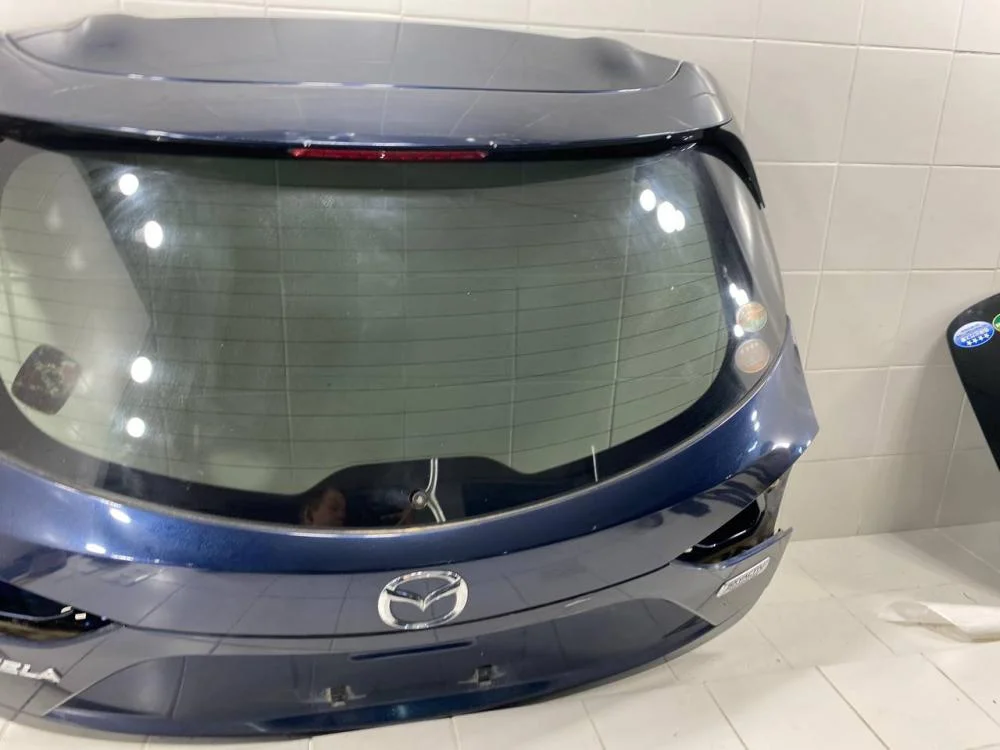 Дверь багажника со стеклом Mazda 3 BM (2013—2016) - миниатюра 3