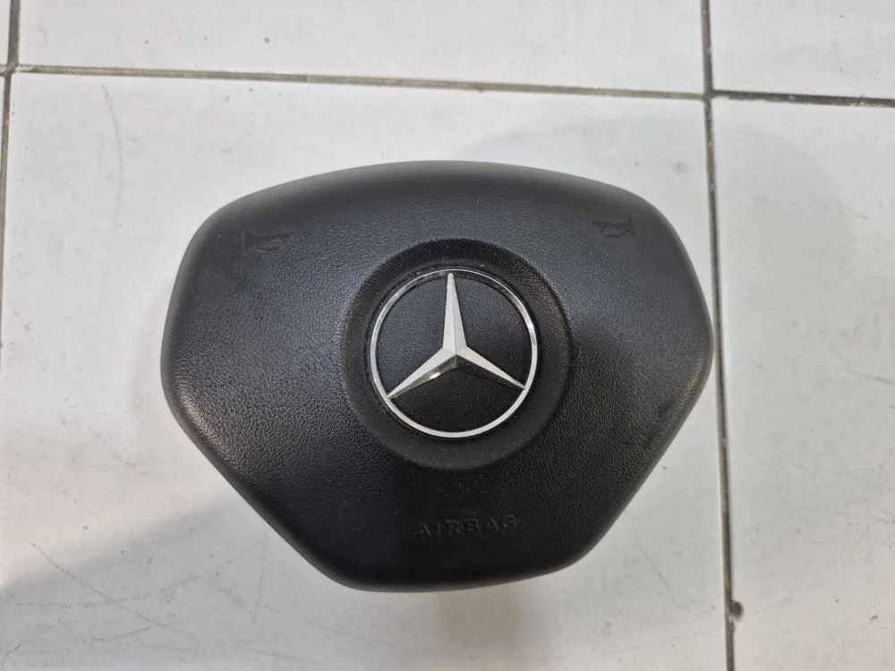 Подушка безопасности в рулевое колесо Mercedes-Benz CLS-класс C218/X218 (2010—2014)