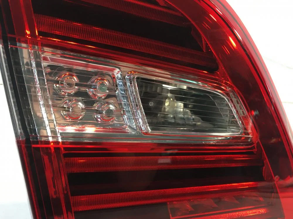 Фонарь задний внутренний левый Mercedes-Benz M-класс W166 (2011—2015) - миниатюра 7