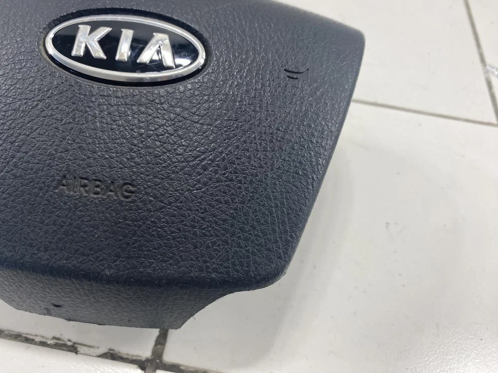 Подушка безопасности в рулевое колесо Kia Sorento II (2009—2012) - миниатюра 4
