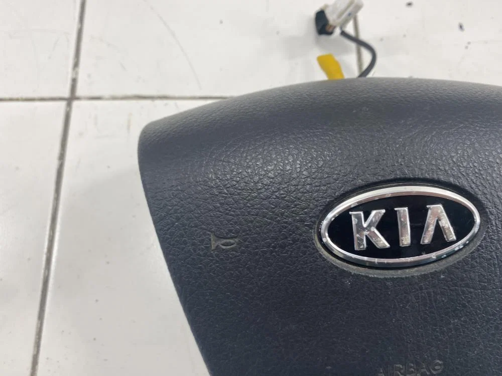 Подушка безопасности в рулевое колесо Kia Sorento II (2009—2012) - миниатюра 6