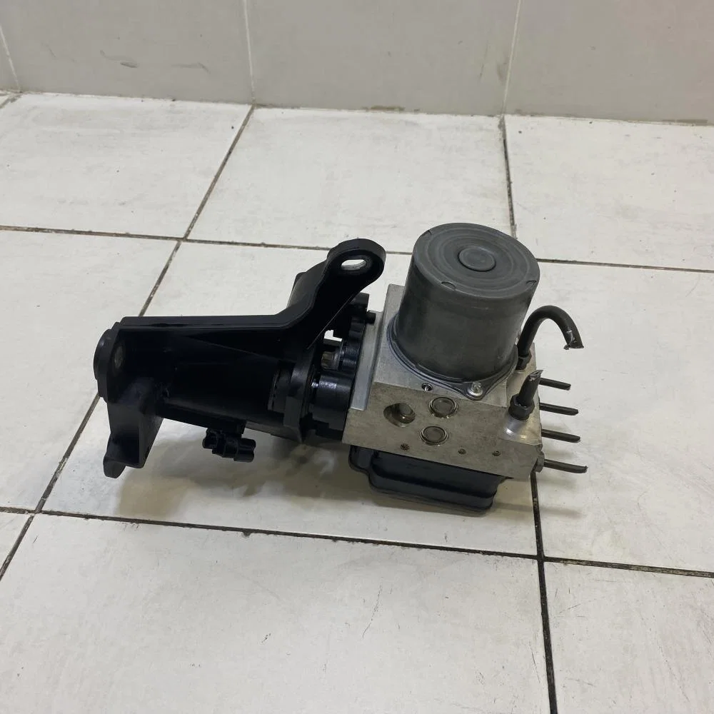 Блок ABS Mercedes-Benz E-класс W212/S212/C207/A207 рестайлинг (2013—2016) - изображение 1