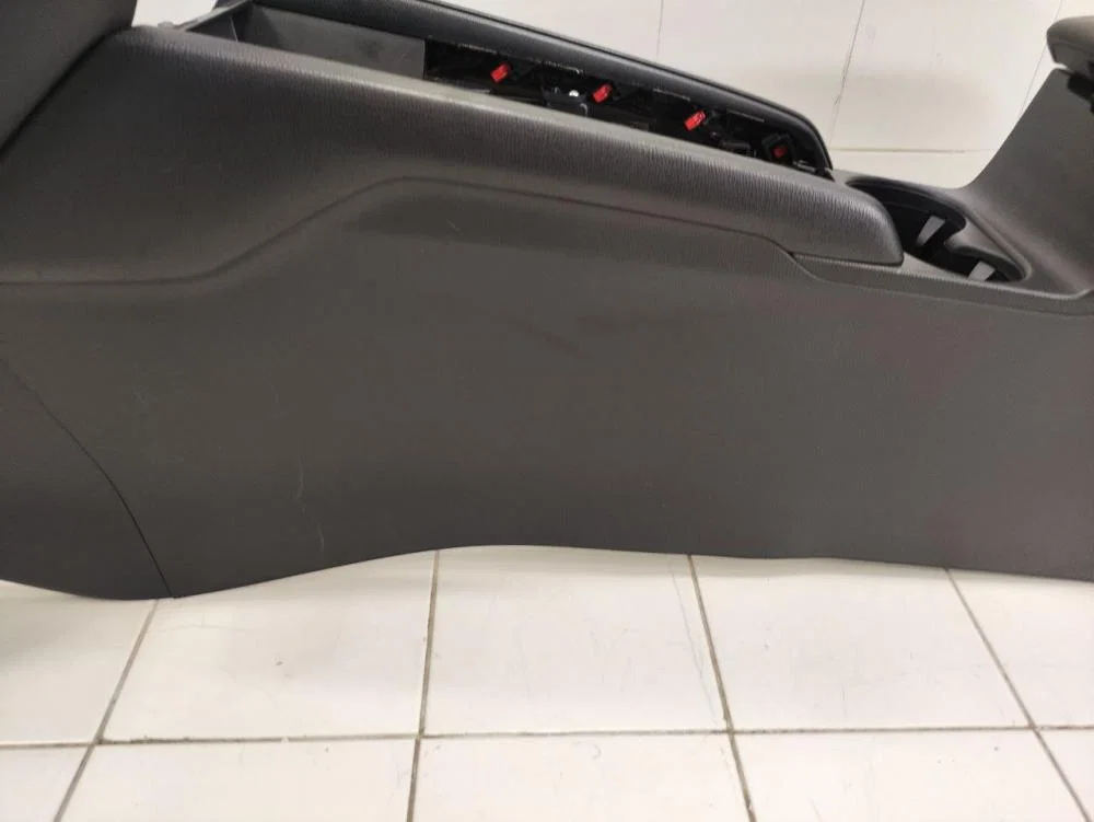 Консоль центральная Mazda CX-5 II (2017—2022) - миниатюра 9