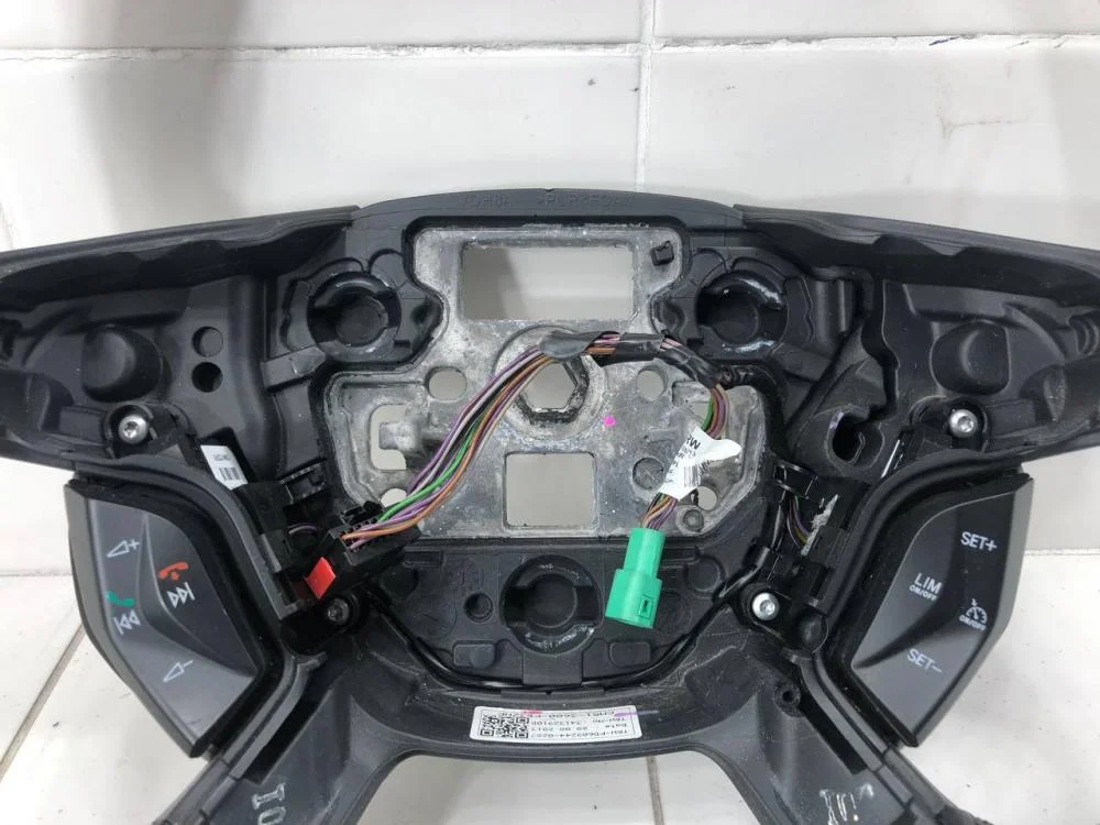 Рулевое колесо Ford Focus III (2011—2015) - миниатюра 4