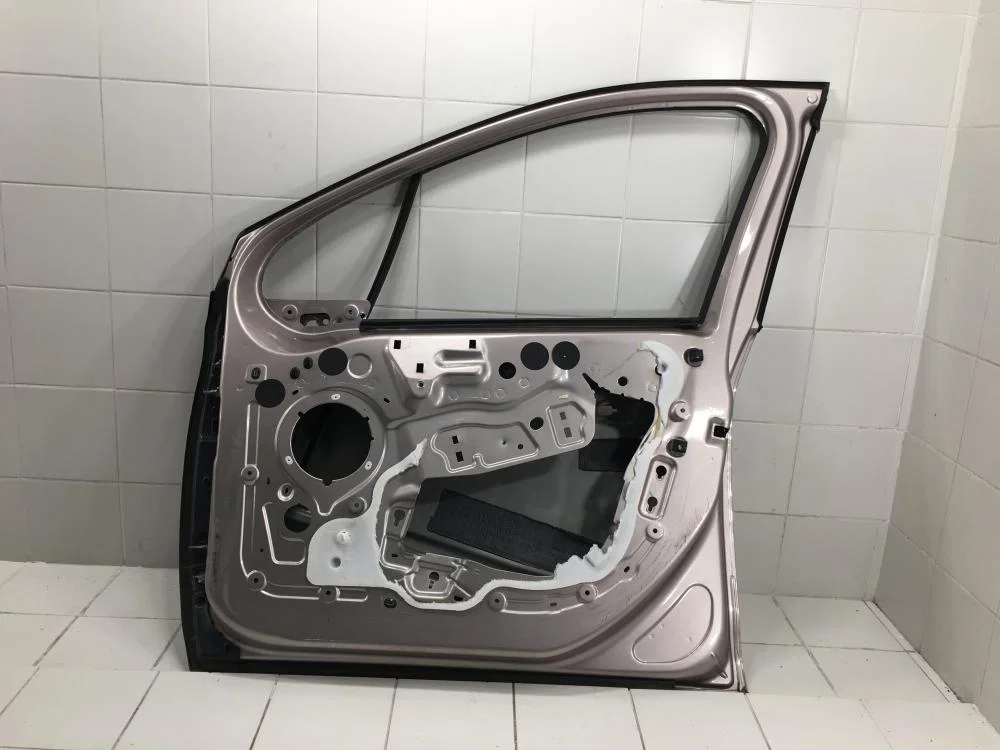 Дверь передняя правая Peugeot 208 I (2012—2015) - миниатюра 4