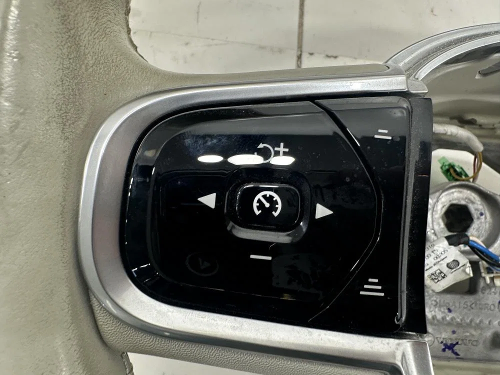 Рулевое колесо Volvo XC90 II (2014—2019) - миниатюра 9