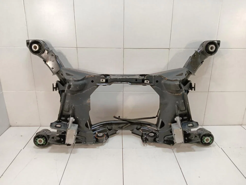 Балка задняя Land Rover Discovery Sport I (2014—2019) - миниатюра 2