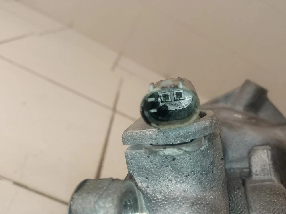 Коллектор впускной Mercedes-Benz Sprinter W906 (2006—2019) - миниатюра 10