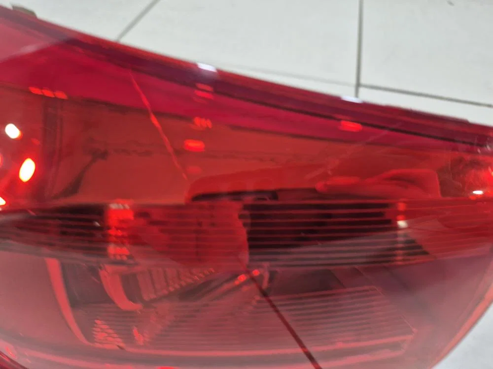 Фонарь задний наружный левый Volkswagen Tiguan I рестайлинг (2011—2019) - миниатюра 5