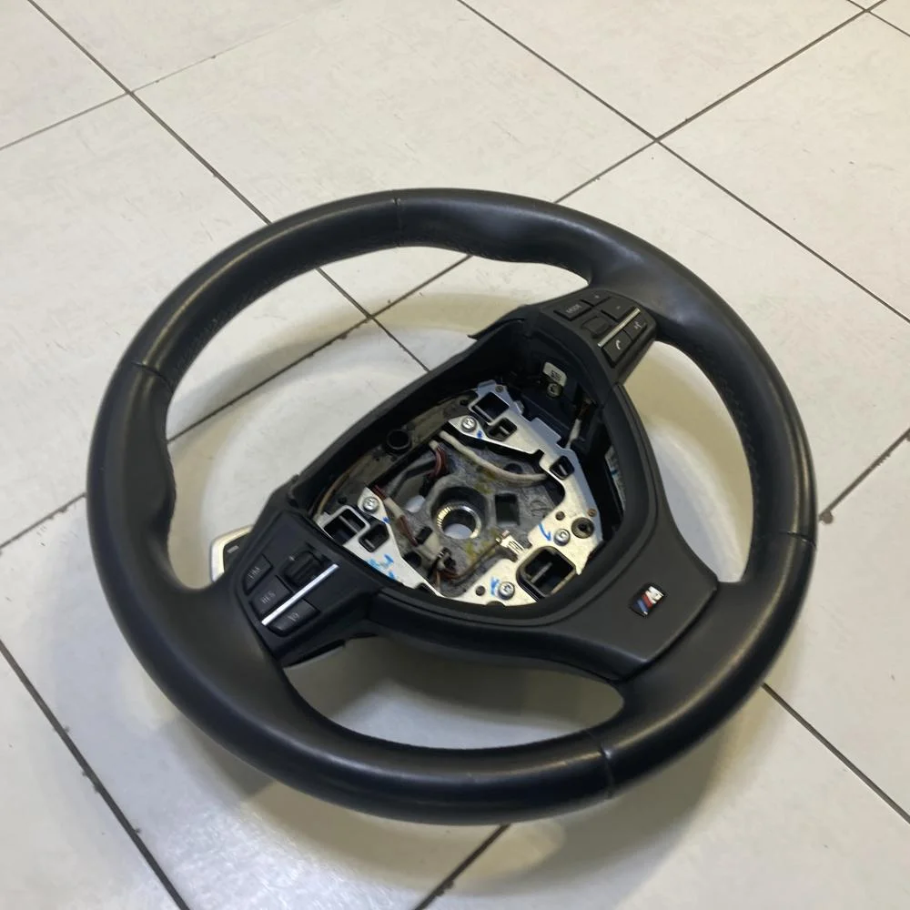 Рулевое колесо BMW 5 серия F10/F11 (2009—2013) - миниатюра 4