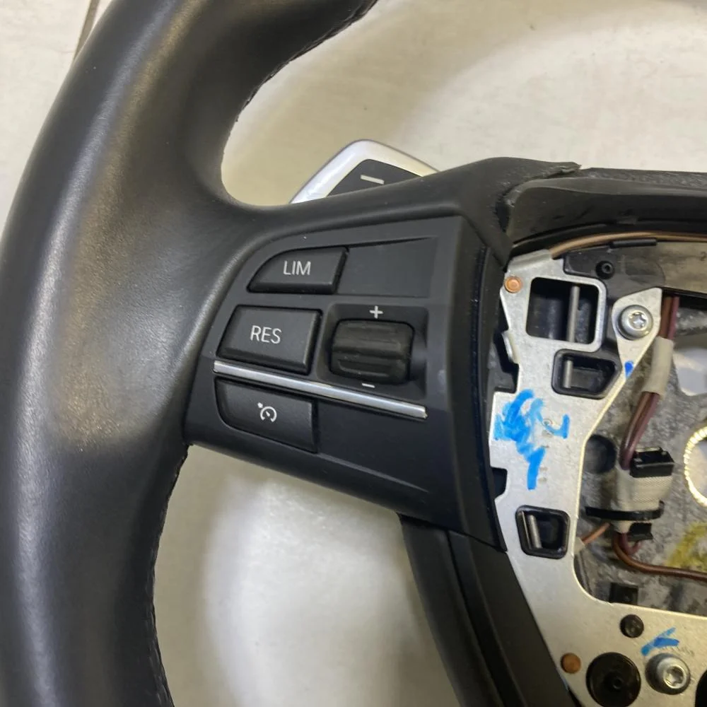 Рулевое колесо BMW 5 серия F10/F11 (2009—2013) - миниатюра 9