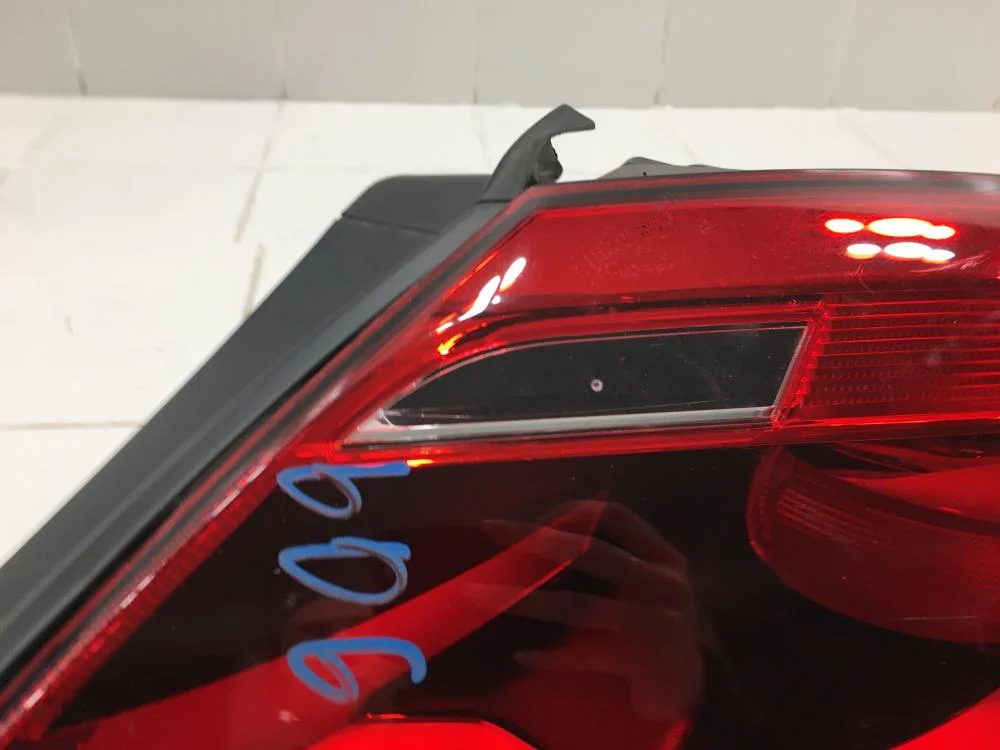 Фонарь задний правый Volkswagen Beetle A5 (2011—2019) - миниатюра 7