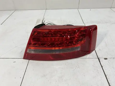Фонарь задний наружный правый Audi A5 I (2007—2011)