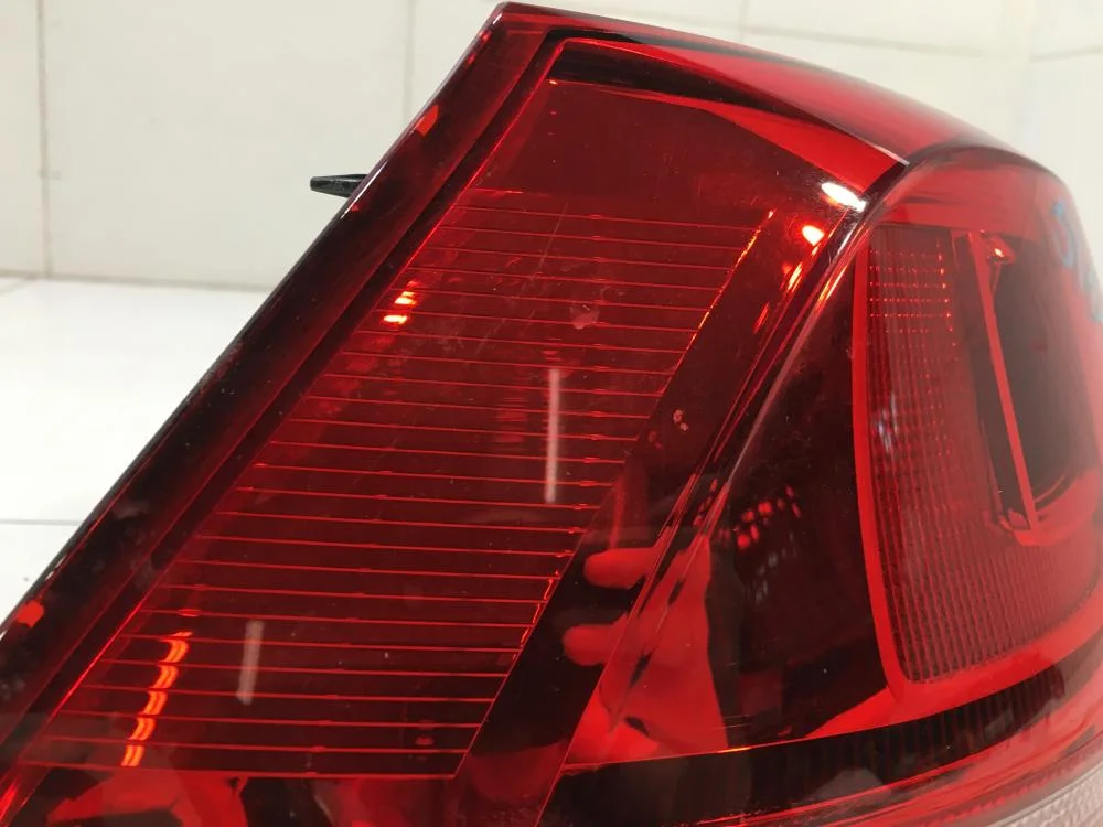 Фонарь задний наружный левый Volkswagen Golf Mk7 (2012—2017) - миниатюра 7
