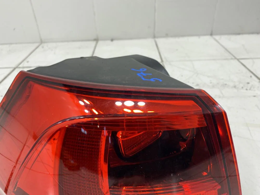 Фонарь задний наружный левый Volkswagen Golf Mk7 (2012—2017) - миниатюра 7