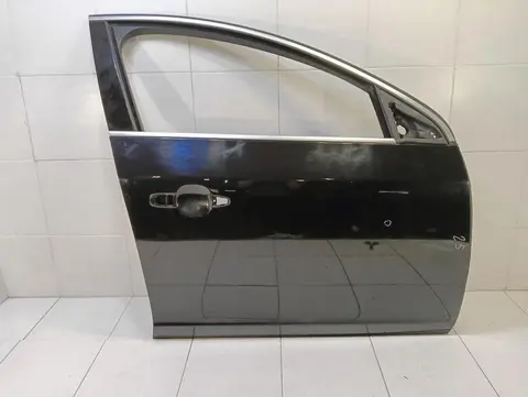 Дверь передняя правая Volvo V60 I (2010—2013)