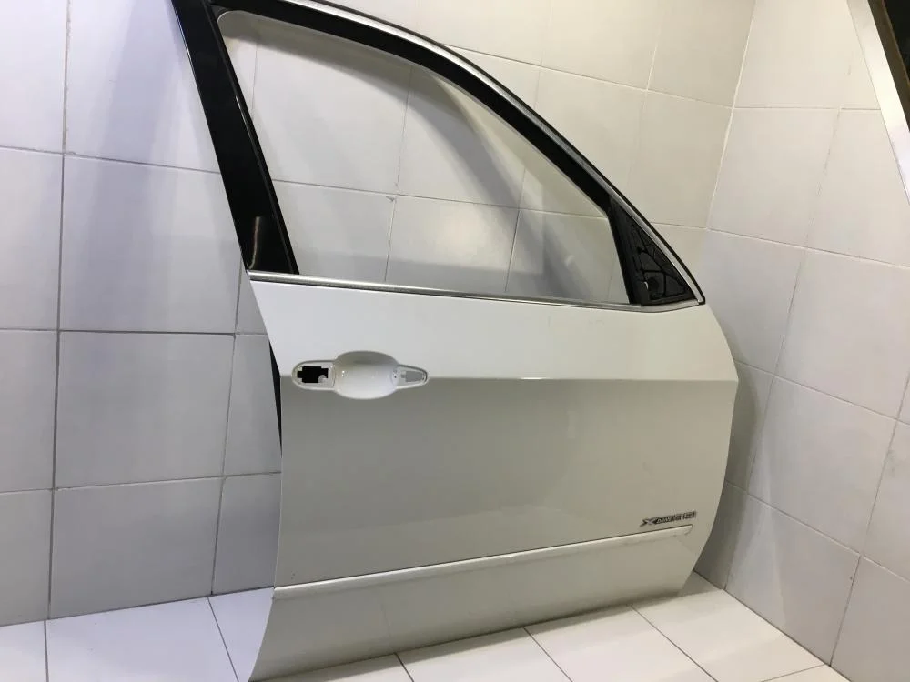 Дверь передняя правая BMW X5 E70 рестайлинг (2010—2013) - миниатюра 3